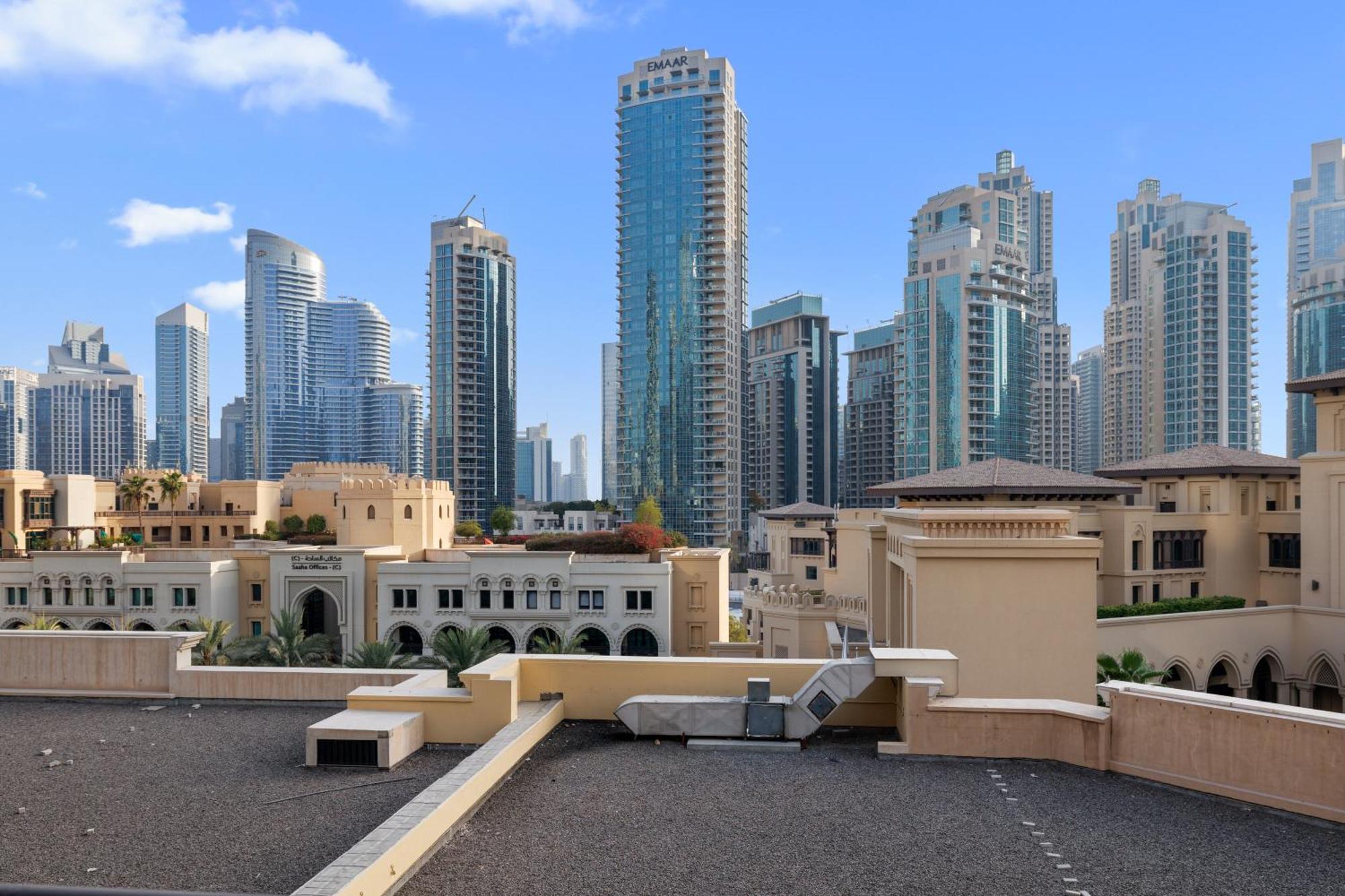 Modern Comfort Chic 1br Direct Access To Mall Apartment *